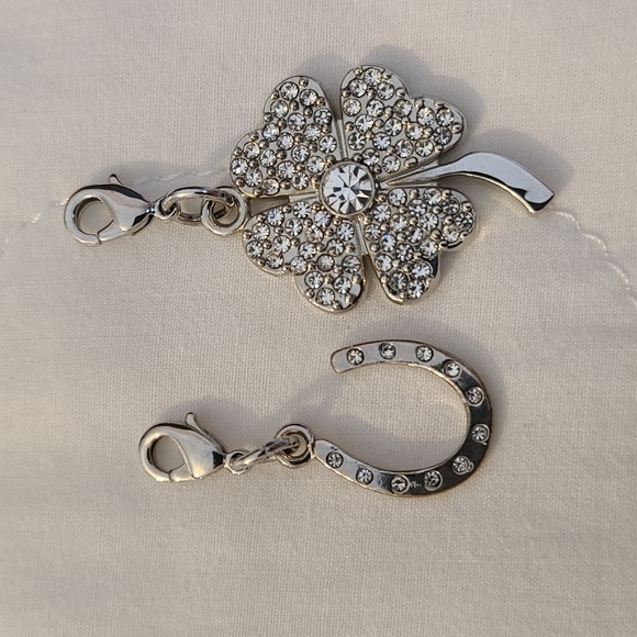 Lucky charms: Horseshoe and 4 leaf clover with crystals - Picture 1 of 15
